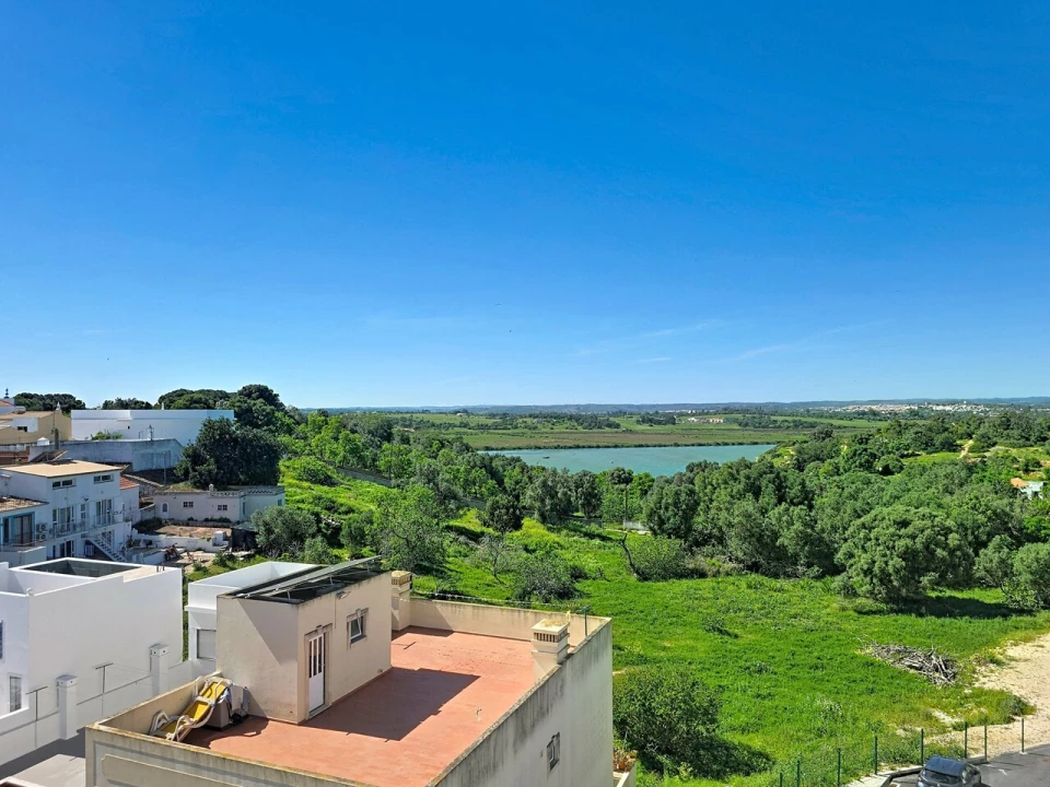 Apartamento T2 para Venda em Alvor Foto 12