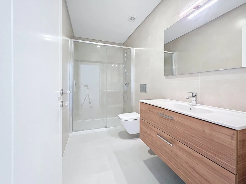 Apartamento T2 para Venda em Alvor Foto 19