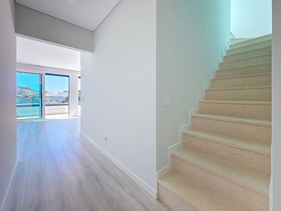 Apartamento T2 para Venda em Alvor Foto 22