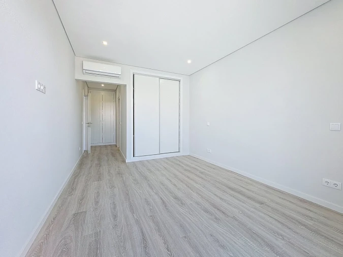 Apartamento T2 para Venda em Alvor Foto 16