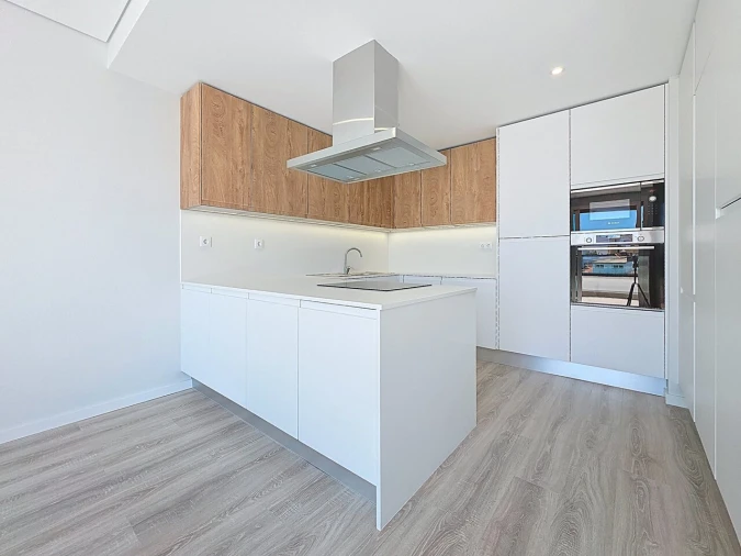 Apartamento T2 para Venda em Alvor Foto 6