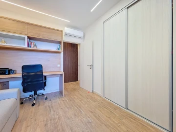 Apartamento T4 para Venda em Portimão