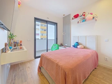Apartamento T4 para Venda em Portimão