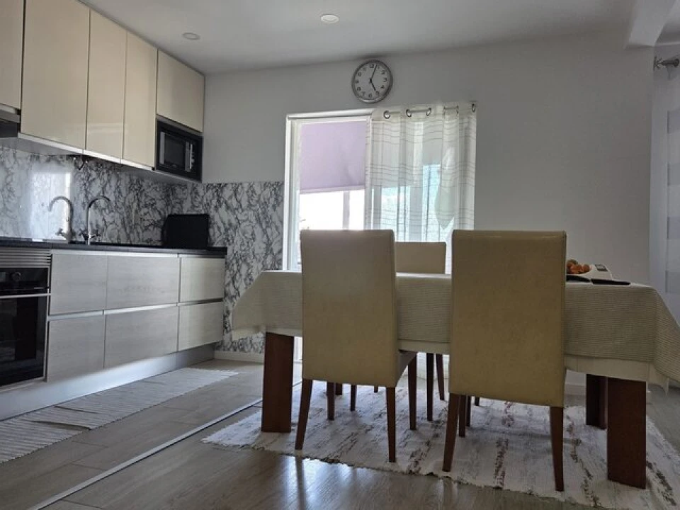 Apartamento T2 para Venda em Portimão Foto 5