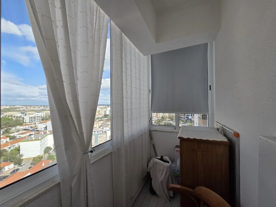 Apartamento T2 para Venda em Portimão Foto 19