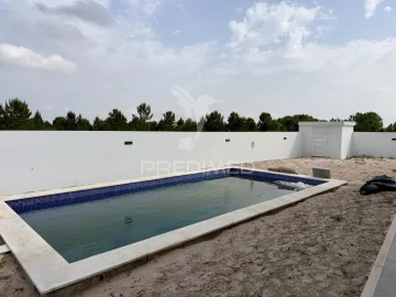 Moradia T4 para Venda em Azeitão (São Lourenço e São Simão)