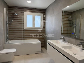 Moradia T4 para Venda em Azeitão (São Lourenço e São Simão)