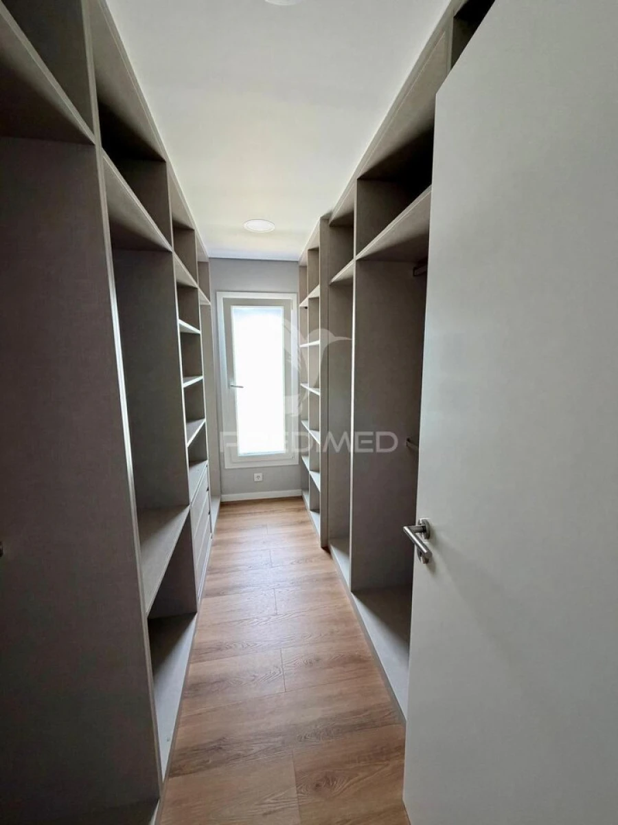 Moradia T4 para Venda em Azeitão (São Lourenço e São Simão) Foto 15