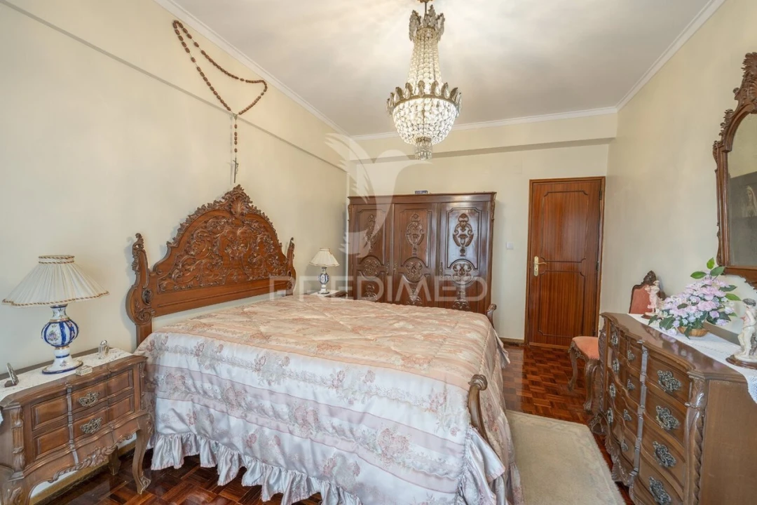 Apartamento T3 para Venda em Pontinha e Famões Foto 10