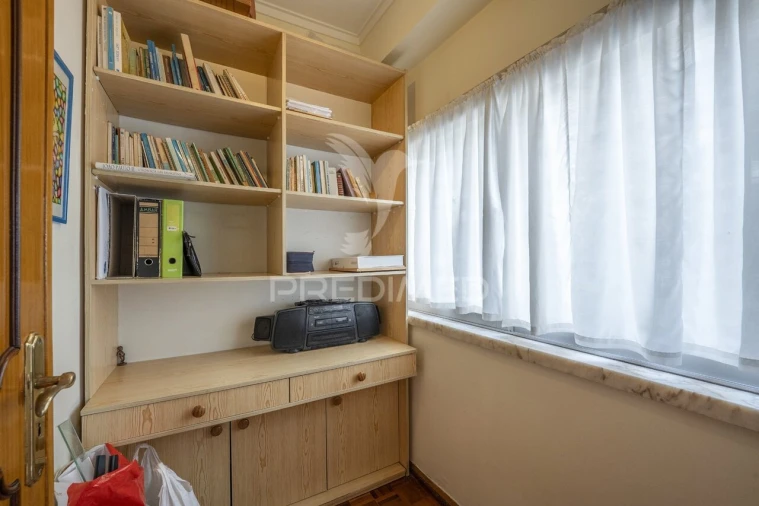 Apartamento T3 para Venda em Pontinha e Famões Foto 22