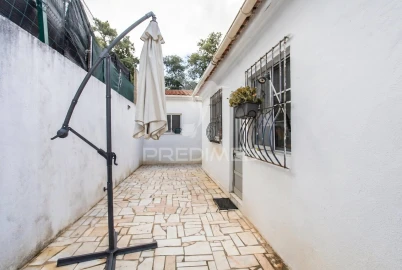 Moradia T2 para Venda em Palhais e Coina