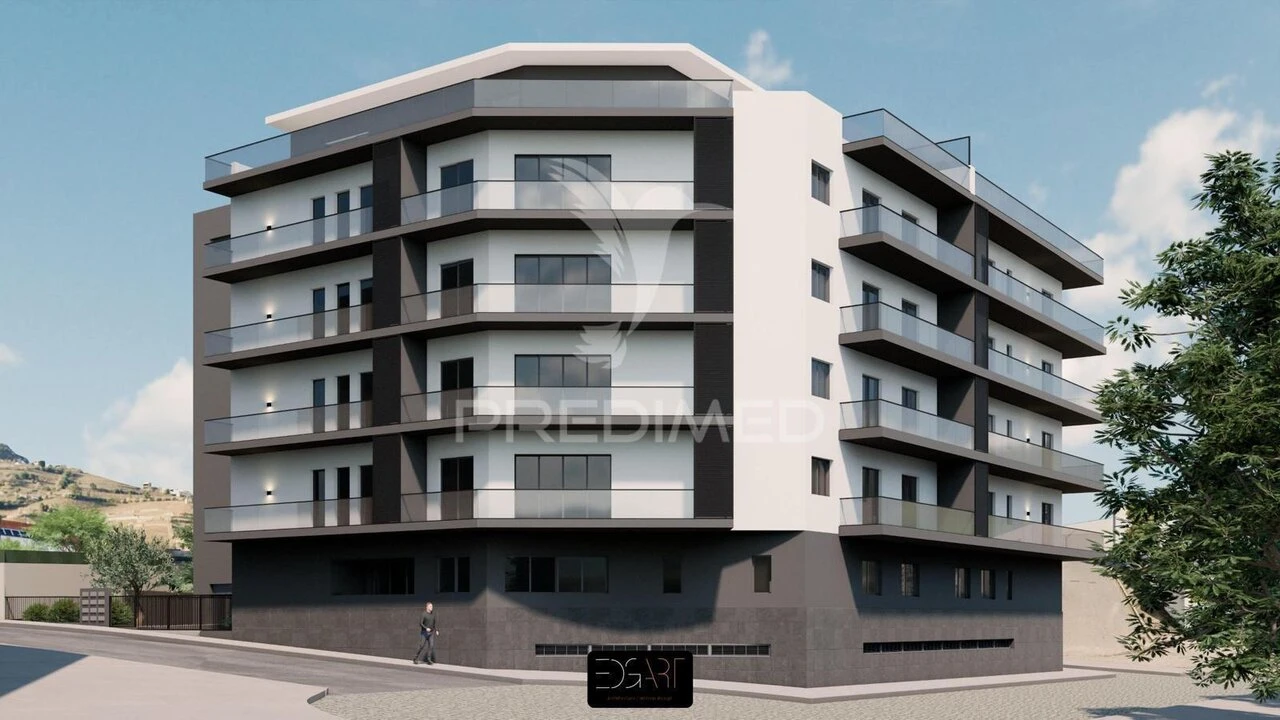 Apartamento T3 para Venda em Peso da Régua e Godim Foto 1