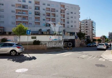 Apartamento T3 para Venda em Braga (Maximinos, Sé e Cividade)