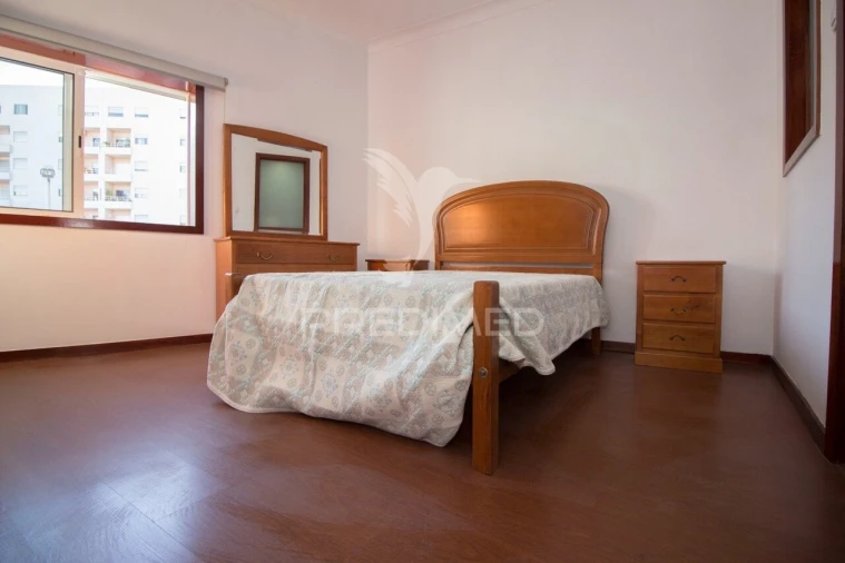 Apartamento T3 para Venda em Braga (Maximinos, Sé e Cividade) Foto 9