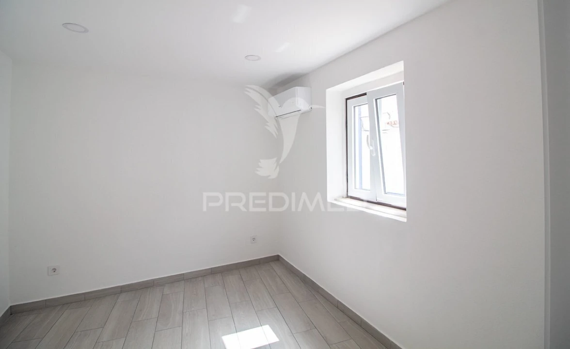 Moradia T2 para Venda em Vimieiro Foto 6