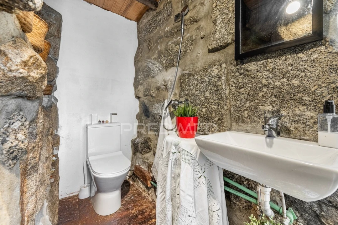 Moradia T2 para Venda em Rendufinho Foto 14