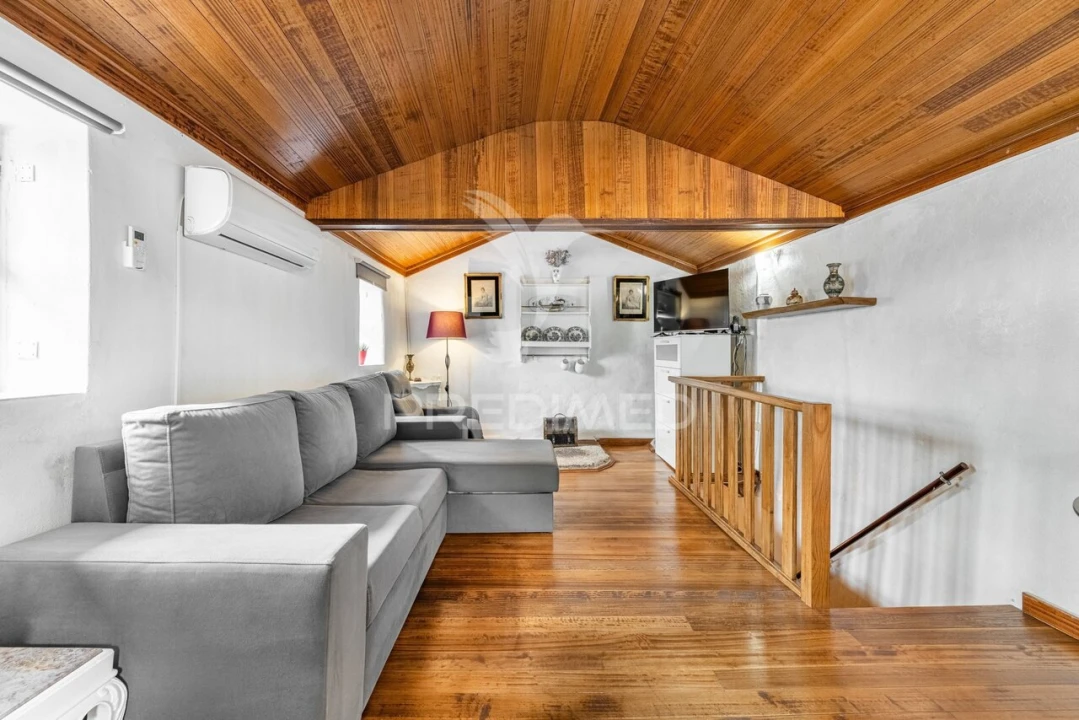 Moradia T2 para Venda em Rendufinho Foto 17