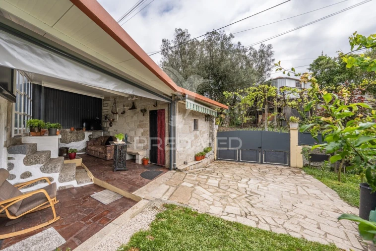 Moradia T2 para Venda em Rendufinho Foto 10