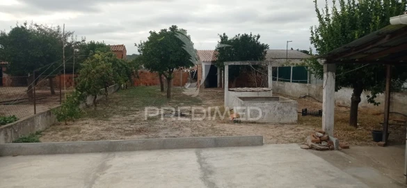 Moradia T1 para Venda em Couço