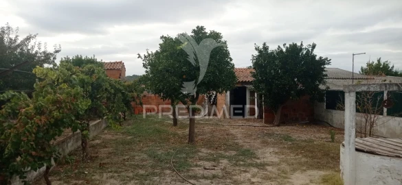 Moradia T1 para Venda em Couço