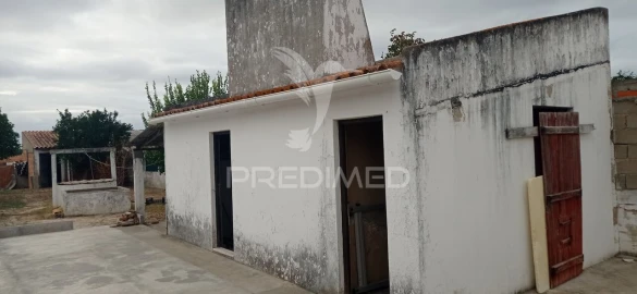 Moradia T1 para Venda em Couço