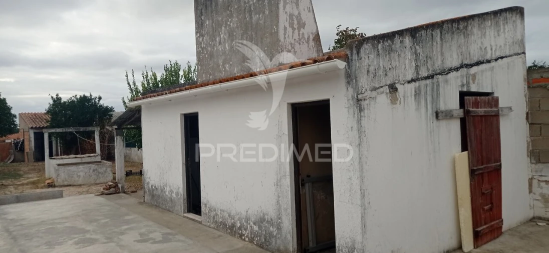 Moradia T1 para Venda em Couço Foto 25