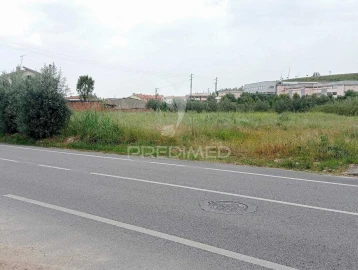 Terreno para Venda em Parceiros e Azoia