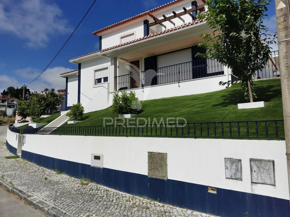 Moradia T4 para Venda em São João Baptista e Santa Maria dos Olivais Foto 32