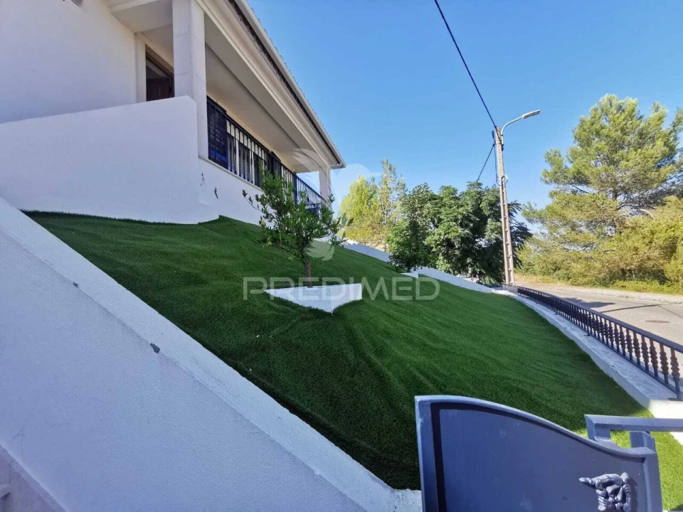 Moradia T4 para Venda em São João Baptista e Santa Maria dos Olivais Foto 7