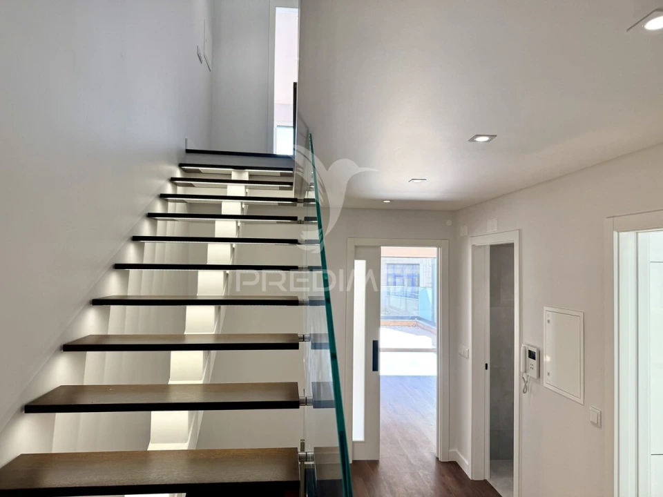 Apartamento T3 para Venda em Leiria, Pousos, Barreira e Cortes Foto 10