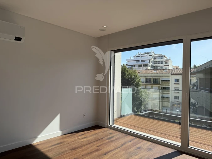 Apartamento T3 para Venda em Leiria, Pousos, Barreira e Cortes Foto 11