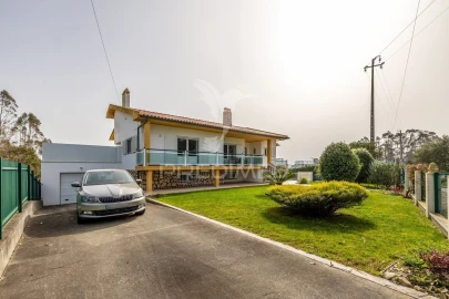 Moradia T3 para Venda em Cela