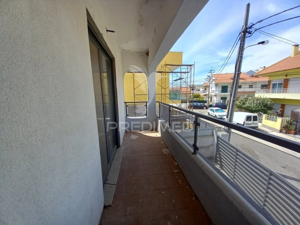 Moradia T4 para Venda em Amora Foto 25