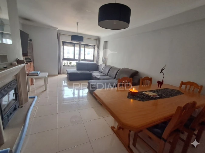 Apartamento T3 para Venda em Algueirão-Mem Martins Foto 6