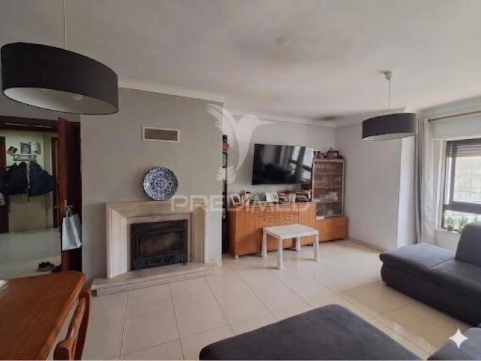 Apartamento T3 para Venda em Algueirão-Mem Martins Foto 5