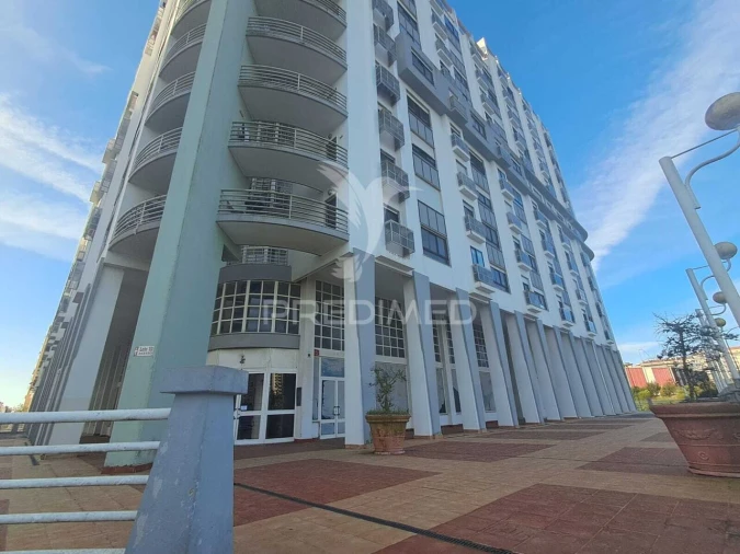 Apartamento T3 para Venda em Algueirão-Mem Martins Foto 21