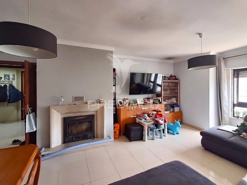 Apartamento T3 para Venda em Algueirão-Mem Martins Foto 5