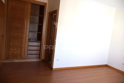 Moradia T4 para Venda em Porto de Mós - São João Baptista e São Pedro