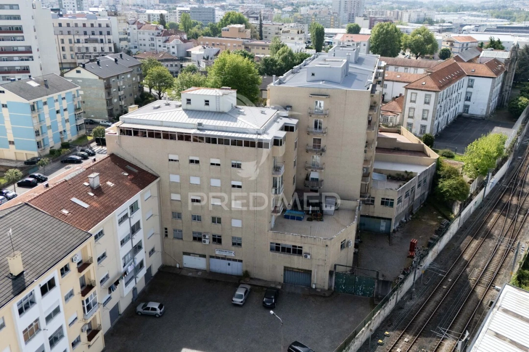 Apartamento T3 para Venda em Braga (Maximinos, Sé e Cividade) Foto 31