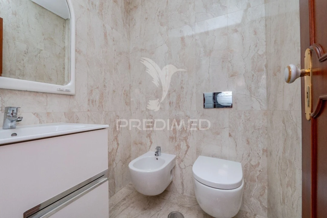 Apartamento T3 para Venda em Braga (Maximinos, Sé e Cividade) Foto 13