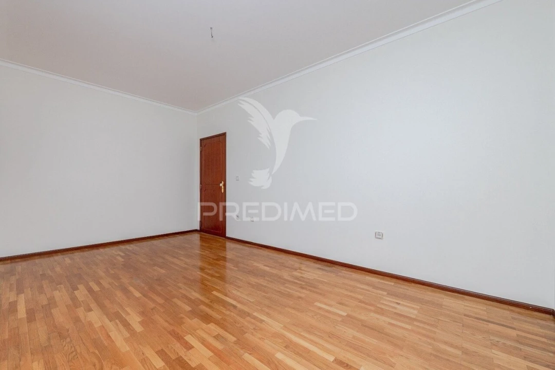 Apartamento T3 para Venda em Braga (Maximinos, Sé e Cividade) Foto 26