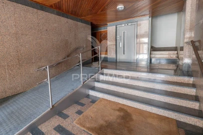 Apartamento T3 para Venda em Braga (Maximinos, Sé e Cividade)