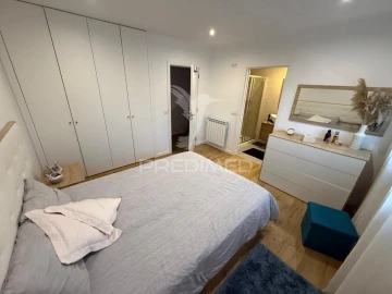 Apartamento T3 para Venda em Parceiros e Azoia