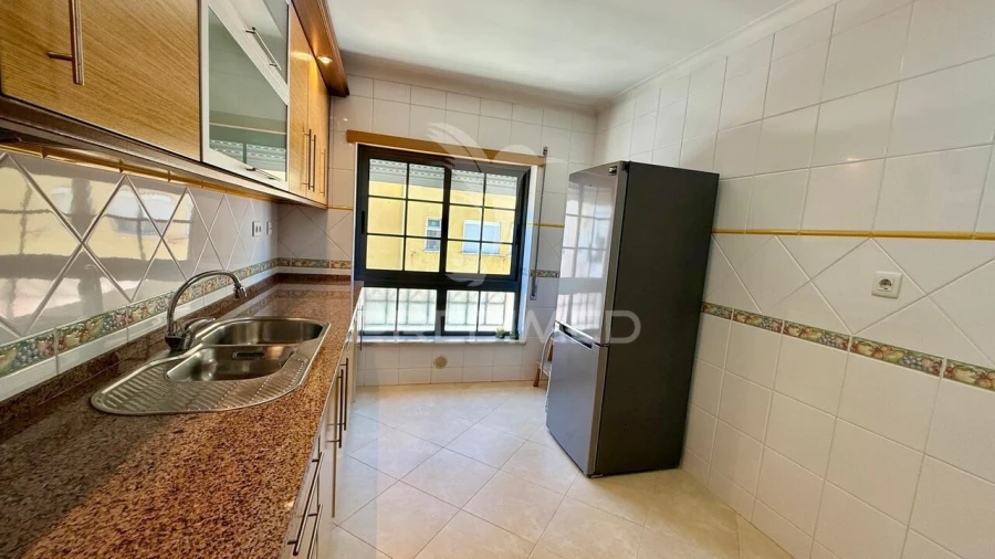 Apartamento T2 para Venda em Barreiro e Lavradio Foto 3