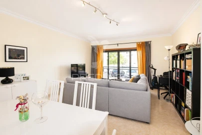 Apartamento T2 para Venda em Sarilhos Grandes