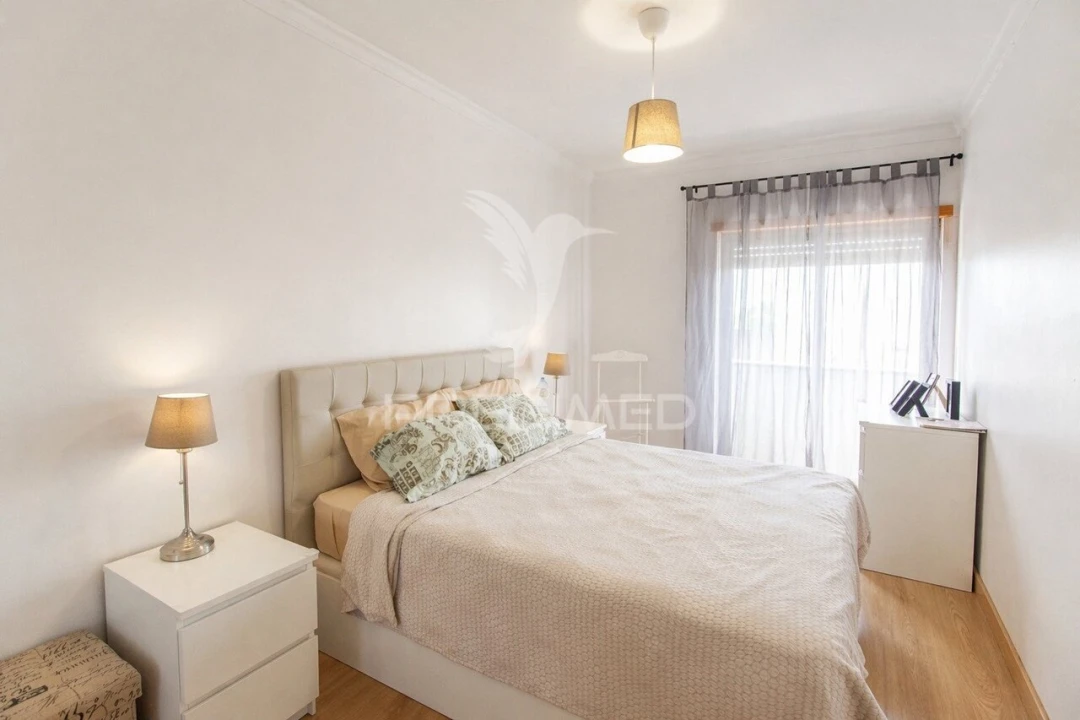 Apartamento T2 para Venda em Sarilhos Grandes Foto 13