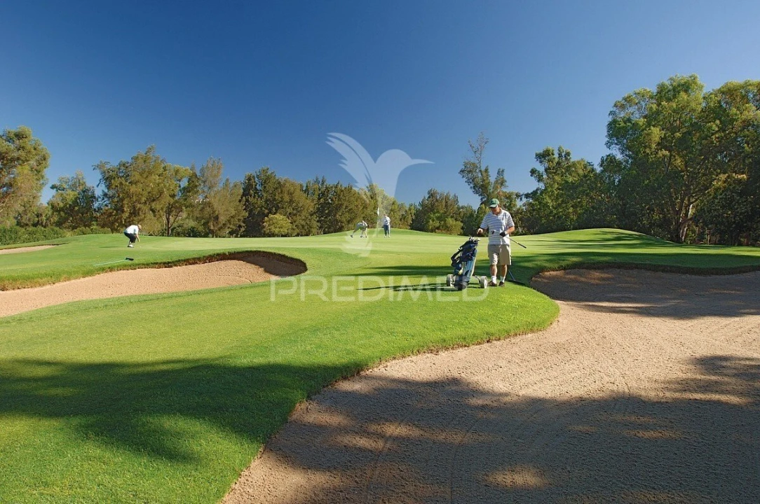 Moradia T4 para Venda em Alvor Foto 4