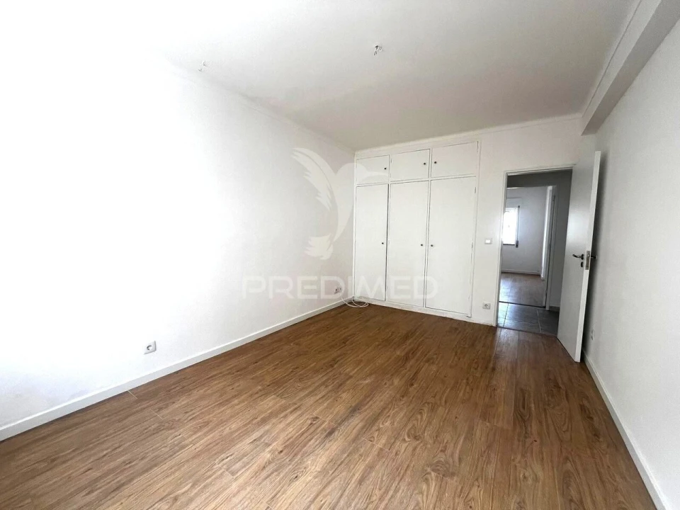 Apartamento T2 para Venda em Quinta do Conde Foto 7