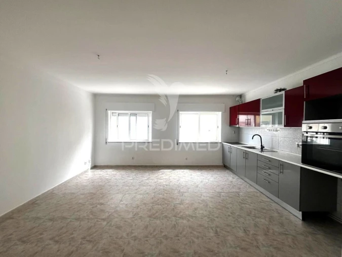 Apartamento T2 para Venda em Quinta do Conde Foto 3