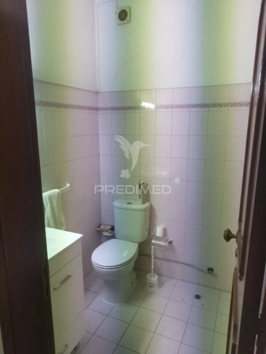 Escritório para Venda em Almada, Cova da Piedade, Pragal e Cacilhas Foto 9